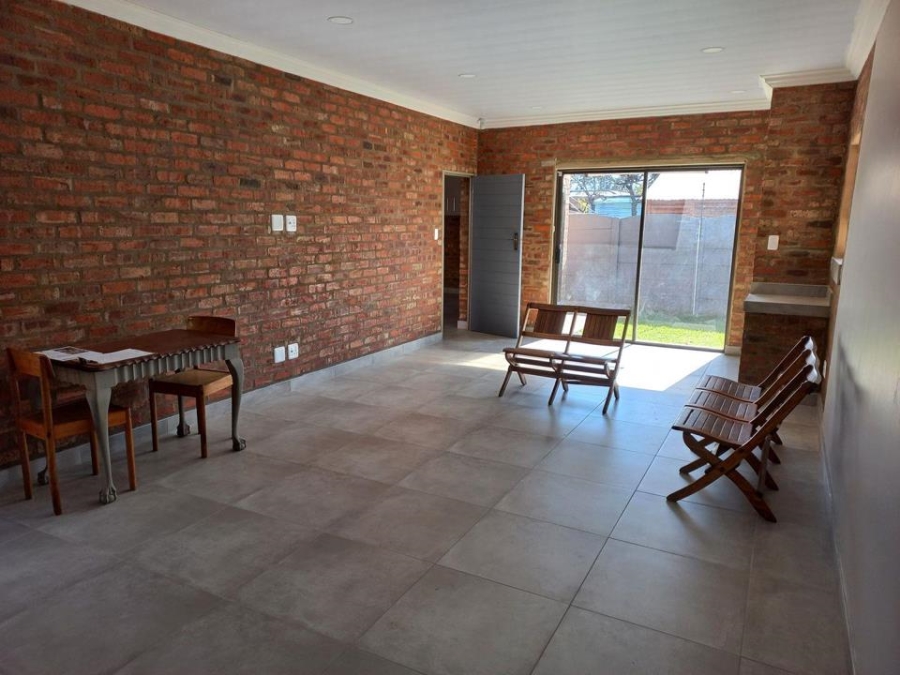 2 Bedroom Property for Sale in Die Bult Western Cape